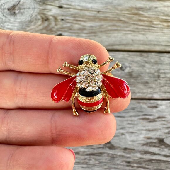 Vintage Jewelry Red and Black Flying Insect Bee Brooch Pin - Picture 2 of 3